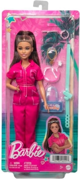Barbie brunetka w różowym kombinezonie z dodatkami