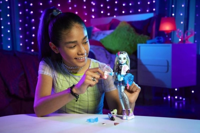 Lalka Monster High Frankie Stein