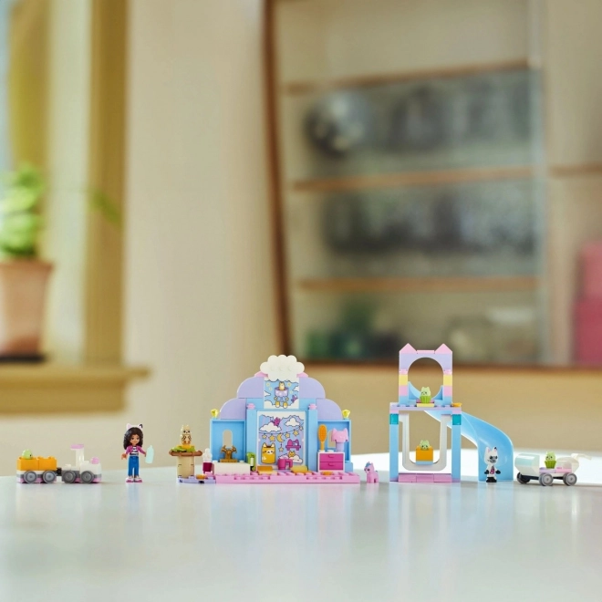 LEGO Domek Gabi i kociątka 10796 Magiczny domek Gabi