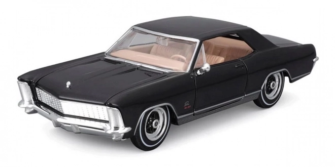 Model złożony Buick Riviera 1965 1/26 czarny