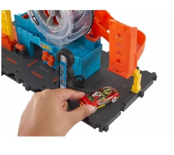 Hot Wheels garaż z torami wyścigowymi