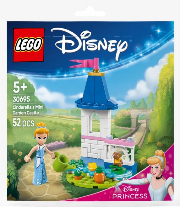 Miniaturowy zamek Kopciuszka od Disney z ogrodem