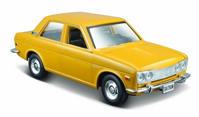 Model Datsun 510 1/24 żółty