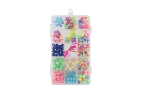 Kolorowe plastikowe koraliki ze sznurkiem w plastikowym pudełku 10x17x2cm
