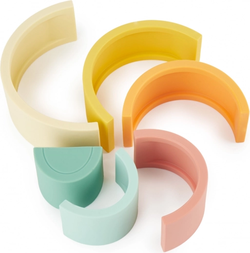 Zabawa w domu, w wannie i na zewnątrz