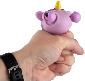 Zabawne „pop-out” oczy