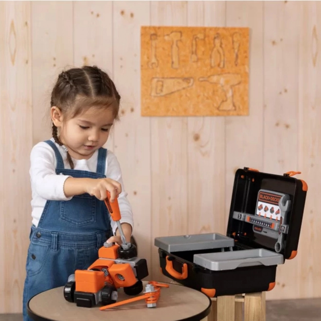 Skrzynka na narzędzia Black + Decker