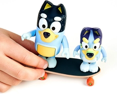 Interaktywna zabawa z postaciami z Bluey