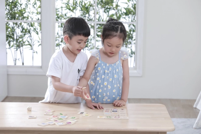 VIGA edukacyjna gra drewniane puzzle do nauki zmysłów