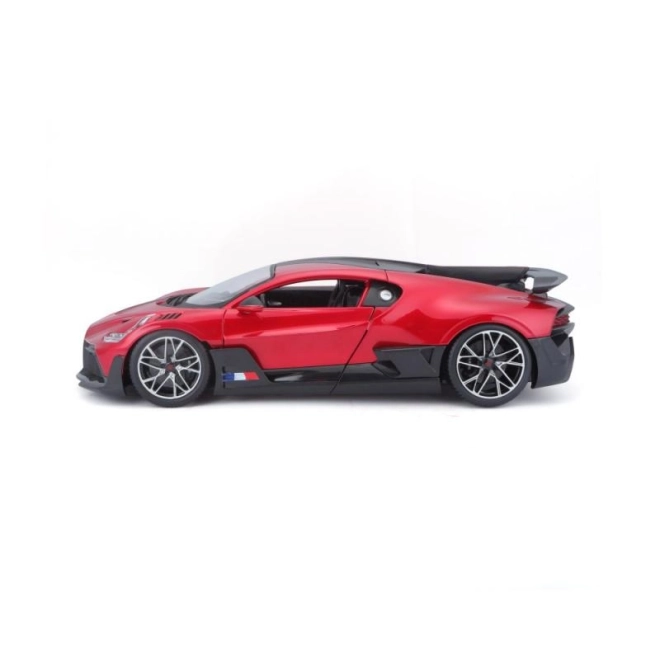 Model Bburago Bugatti Divo czerwony 1:18