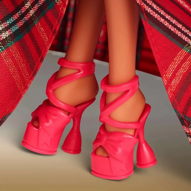 Brunetka Barbie na Święta
