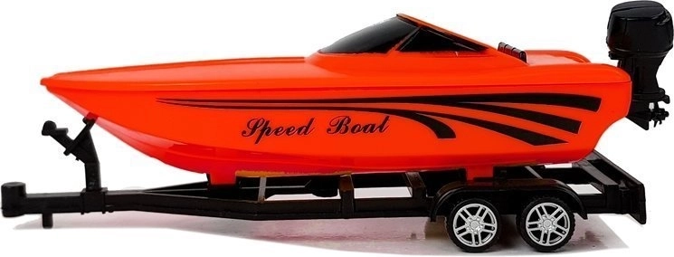 Czerwona łódź do wodnych przygód