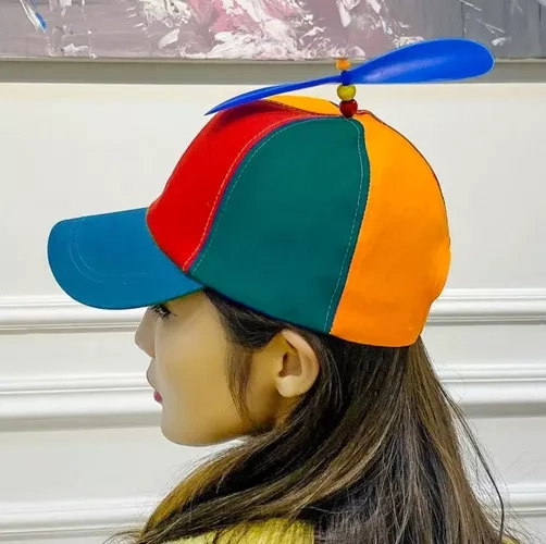Czapka z daszkiem z wiatraczkiem Unisex, wielokolorowa Malatec