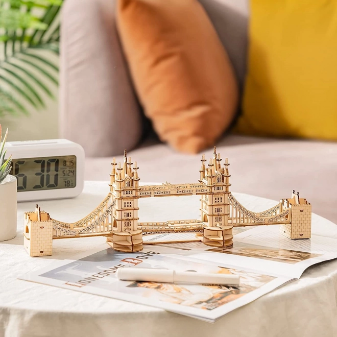 RoboTime drewniane 3D puzzle most Tower Bridge świecący