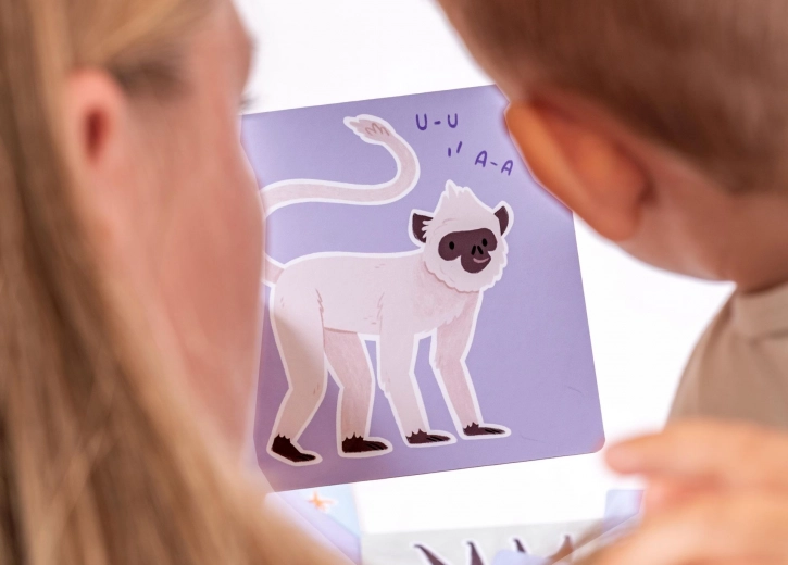 Naśladowanie dźwięków jako pierwszy krok do mowy