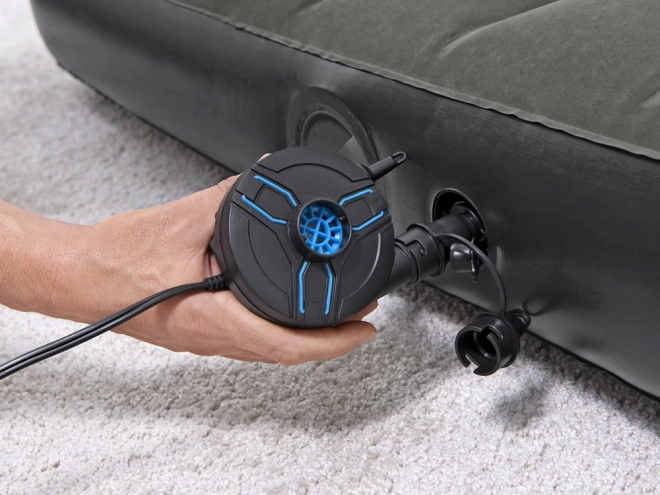 Dwuosobowy materac dmuchany Queen z wbudowaną pompką Bestway