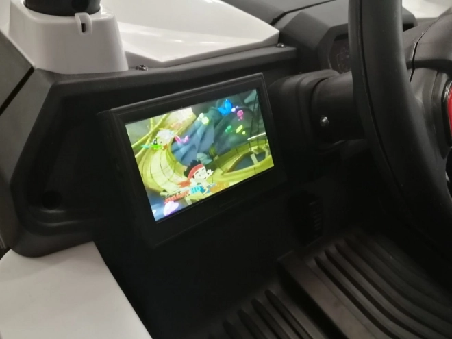 Ekran MP4 dla rozrywki