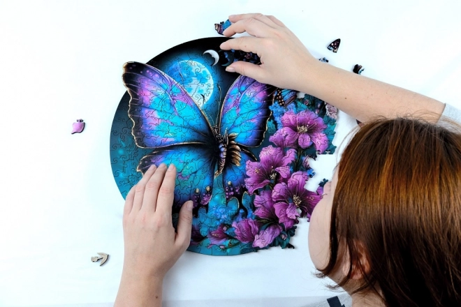 EscapeWelt Drewniane puzzle luminescencyjne Motyl 500 elementów
