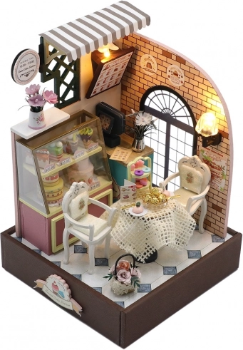 Miniaturowy domek Stacja przy torcie cukrowym – 2Kids Toys
