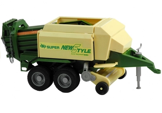 Duży traktor z przyczepą, maszyna rolnicza 65 cm