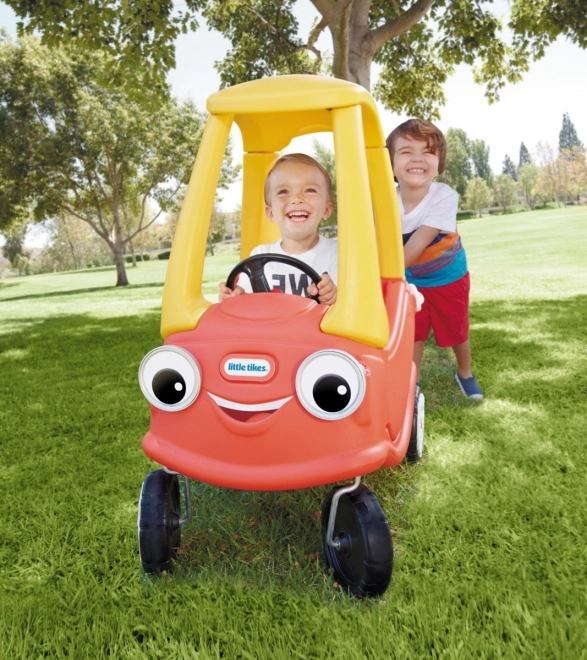 Jeździk Cozy Coupe z nowymi oczami