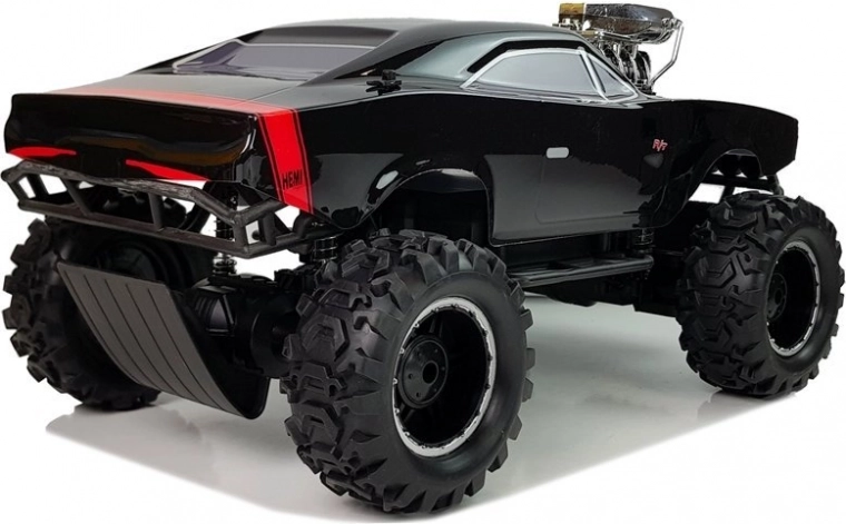 Napęd 4x4 i wysoka dzielność terenowa