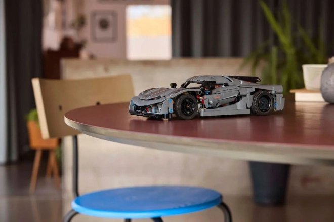 LEGO Technic 42173 Szare hyperauto Koenigsegg Jesko Absolut