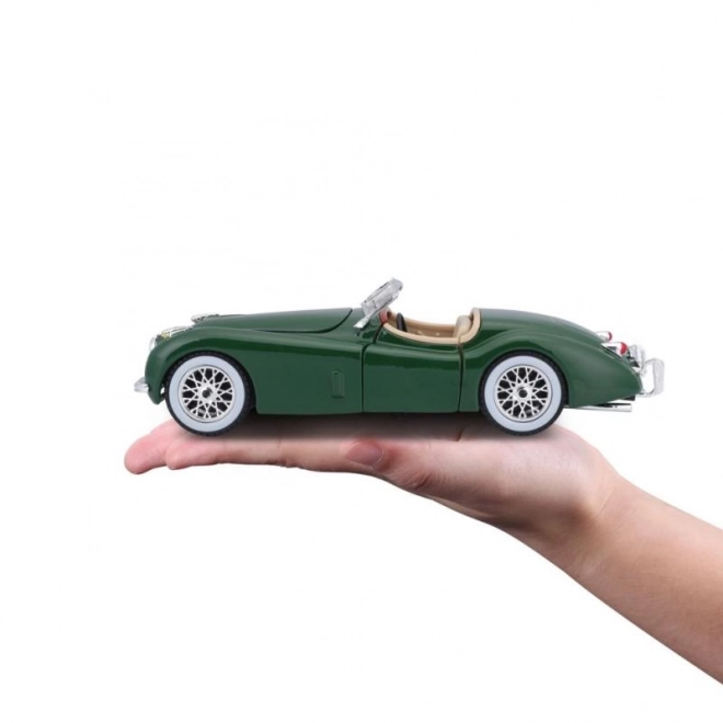 Bburago 1:24 Jaguar XK 120 Roadster (1951) zielony 18-22018
