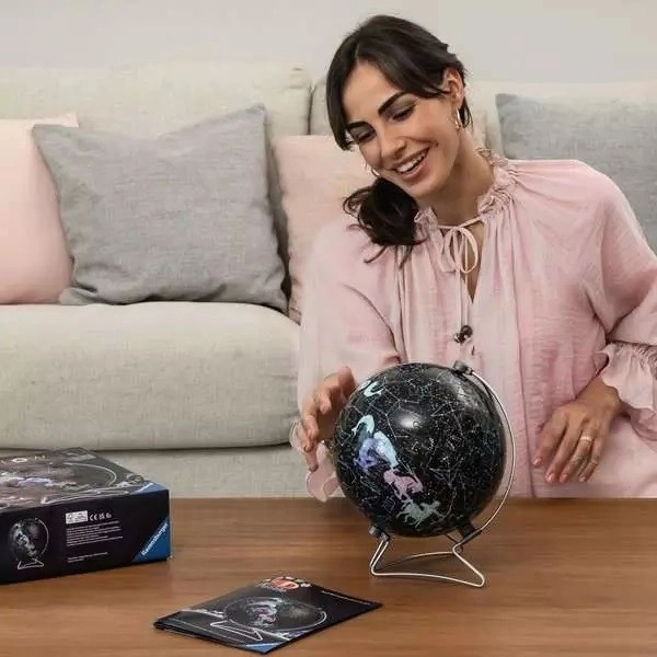 RAVENSBURGER Świecąca puzzleball Gwiezdny globus 190 części