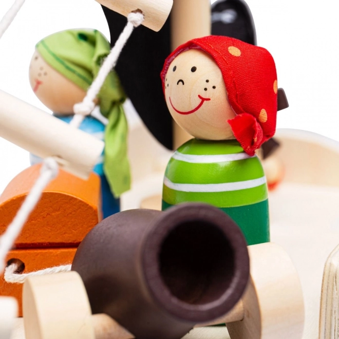 Drewniany statek piracki z akcesoriami od Bigjigs Toys