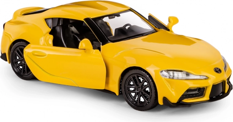 Otwierane drzwi i dopracowane wnętrze