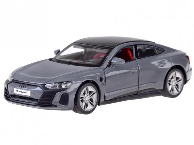 Metalowy model Audi RS e-tron GT Coupé z napędem elektrycznym