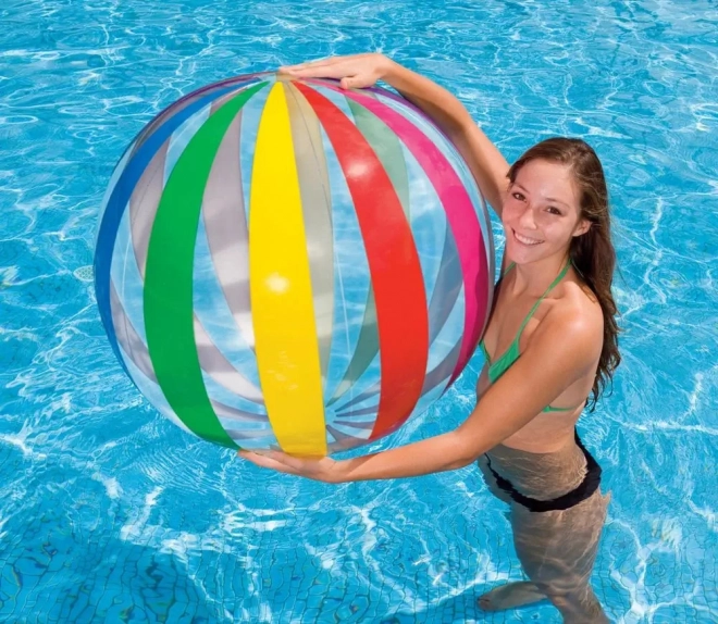 Duża nadmuchiwana piłka plażowa