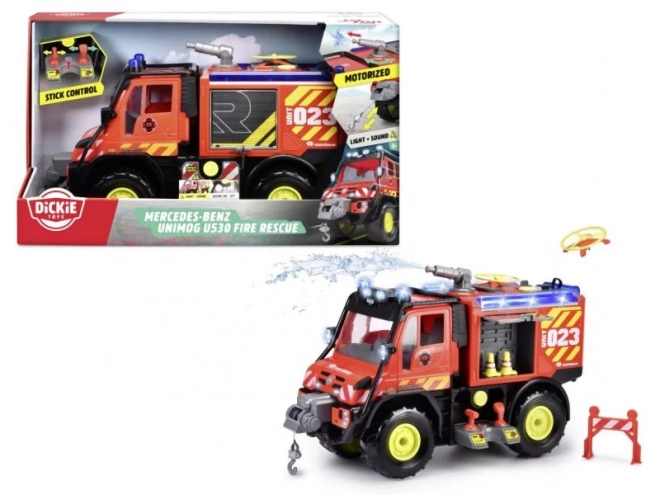 Wóz strażacki Mercedes-Benz Unimog U530 z efektami