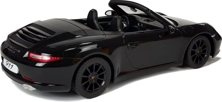 Realistyczny design z licencją Porsche