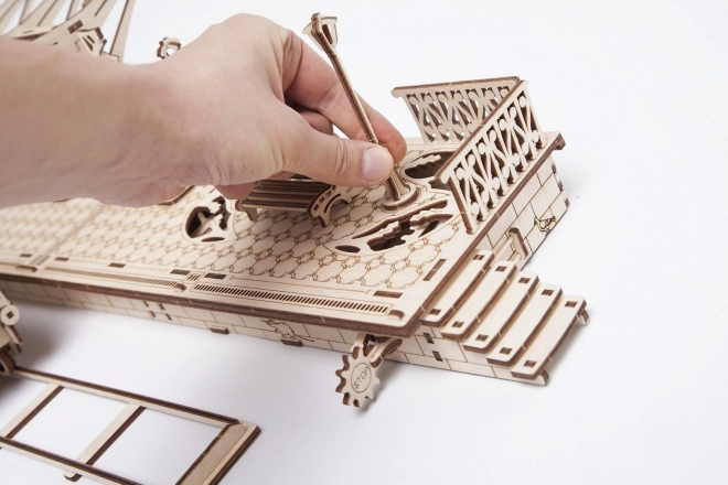Ugears 3D puzzle - Dworzec kolejowy 196 części