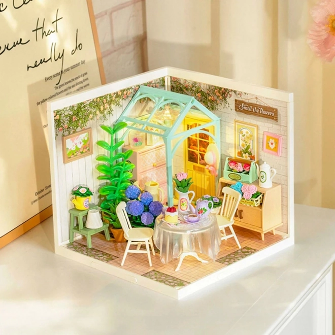 Miniaturowy domek - przytulna jadalnia