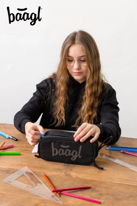 Piórnik studencki Baagl Czarny