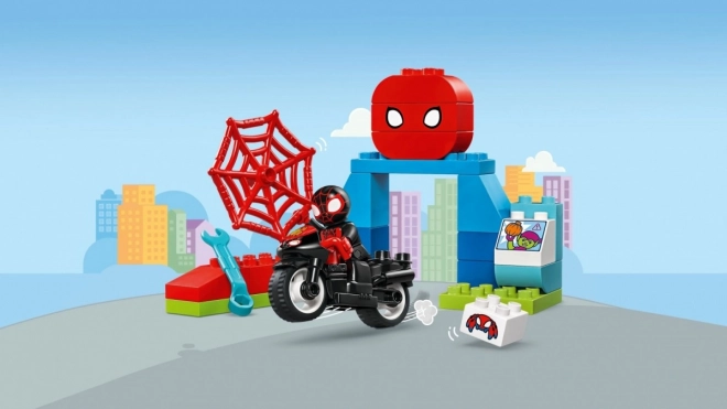 LEGO DUPLO Spidey i przygody na motocyklu