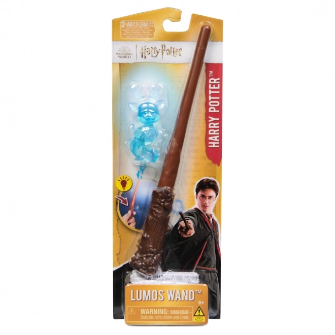 Różdżka czarodziejska Harry Potter ze świecącym Patronusem