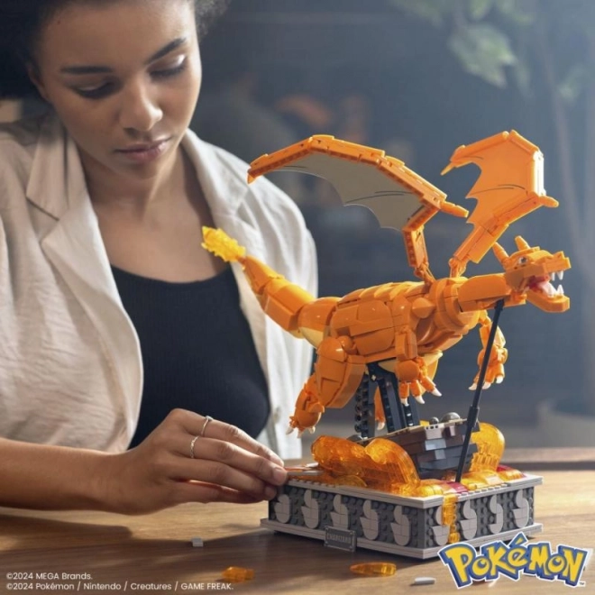 Konstrukcyjny zestaw Mega Pokemon Mechaniczny Charizard