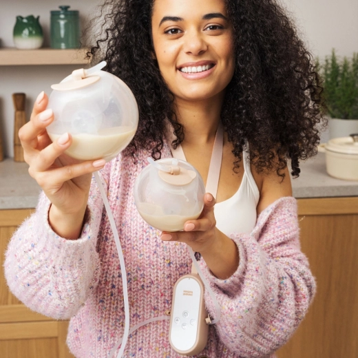 Komfort hands‑free w biustonoszu