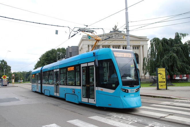 Metalowy nowoczesny tramwaj DPO Ostrava 23 cm