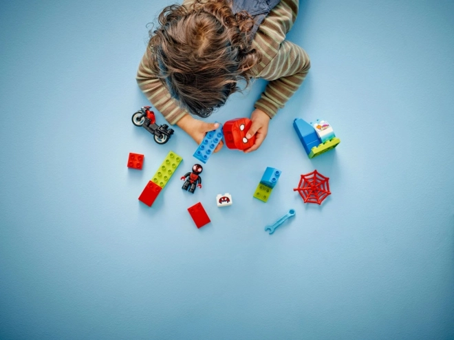 LEGO DUPLO Spidey i przygody na motocyklu