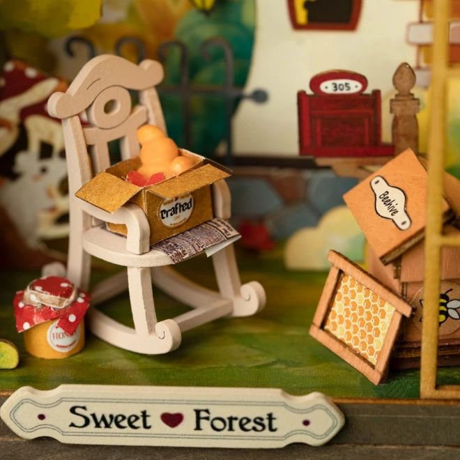 Miniaturowy teatrzyk Miodowy Las