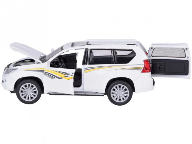 Metalowy model Toyota Land Cruiser Prado z efektami