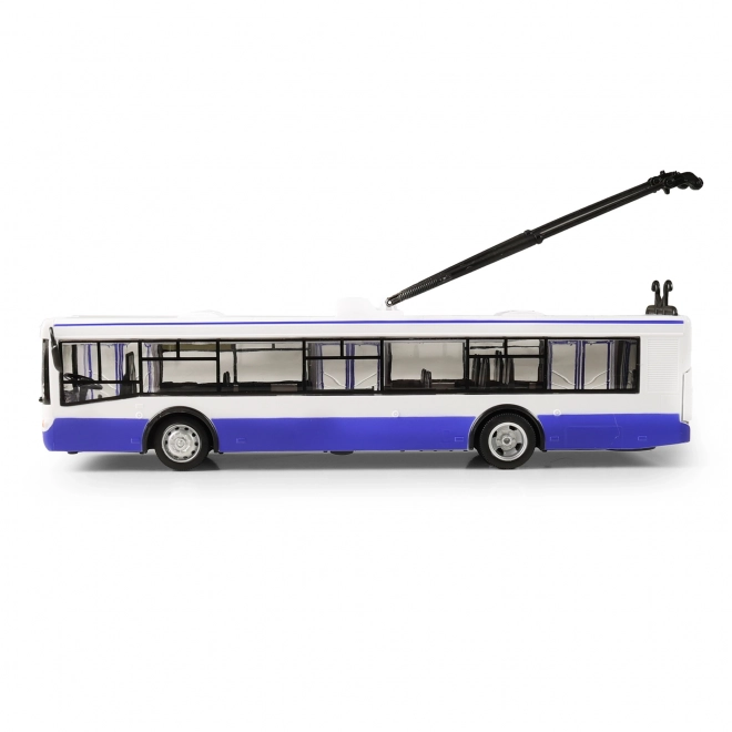 Trolejbus, który ogłasza przystanki po czesku 28 cm niebieski