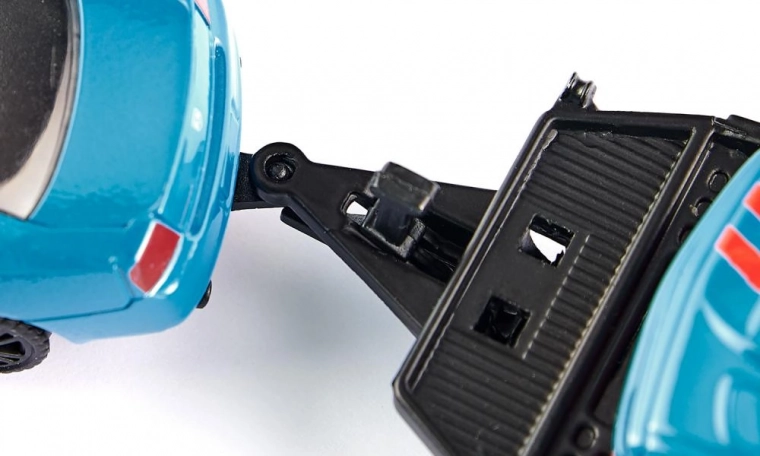 Otwierane drzwi i funkcjonalne sprzęgło