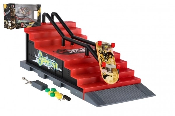Skatepark - deskorolka palcowa śrubowa z rampą plastikowa 8cm z dodatkami mix rodzajów w pudełku 28x18cm