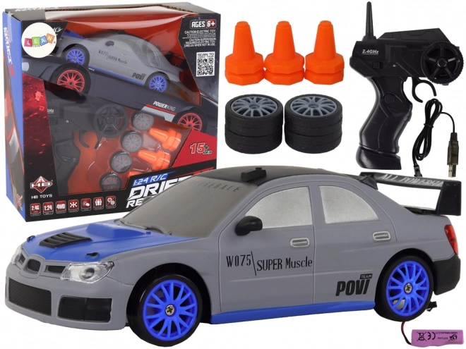 Zdalnie sterowany samochód sportowy R/C 1:24 wymienne koła – szare
